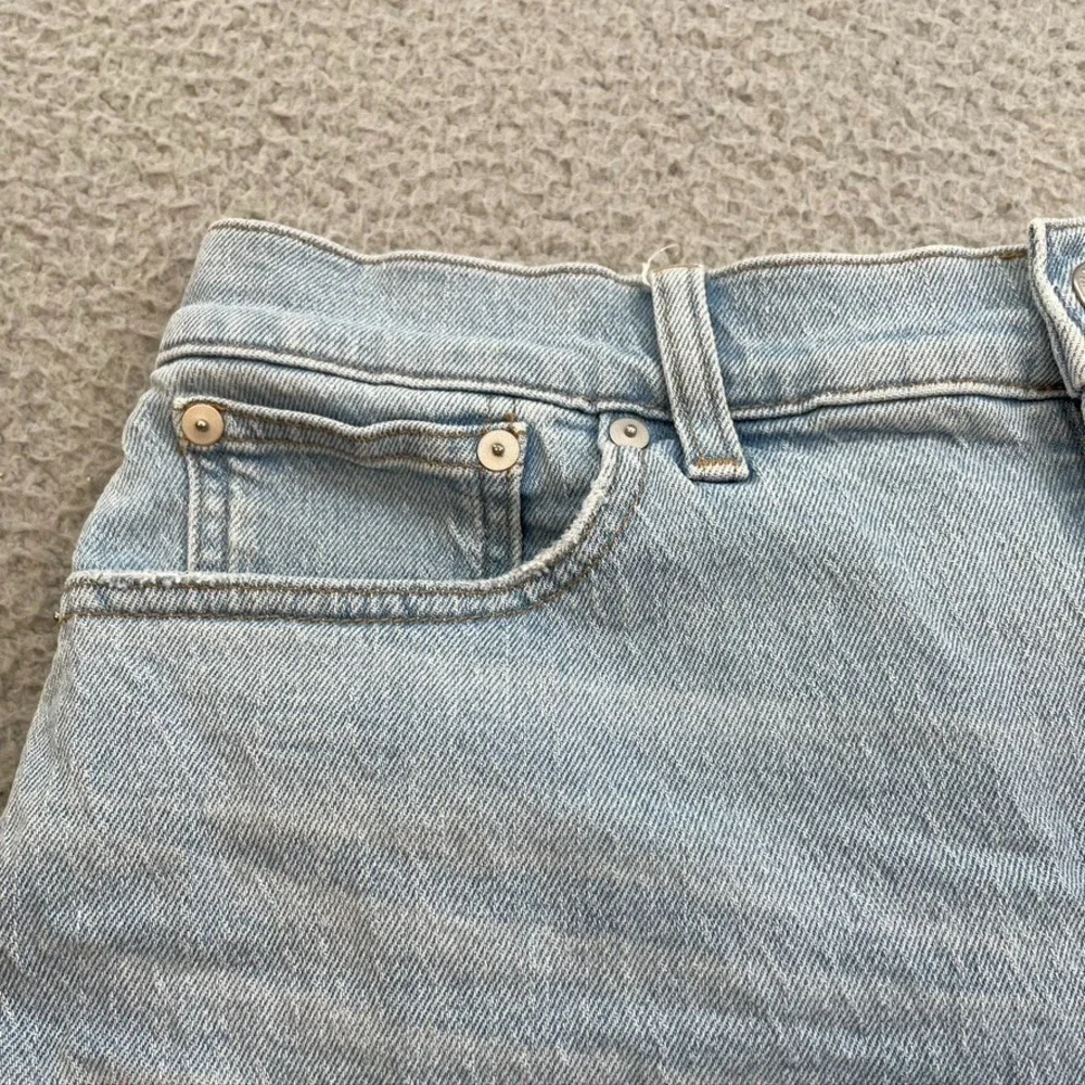 Madewell The Perfect Mid Length Jean Short Womens 30 10 Denim Distress Festival